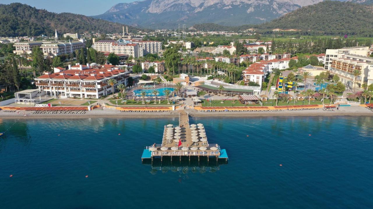 Aqi Hydros Club Kemer Exterior foto Aerial view of the town