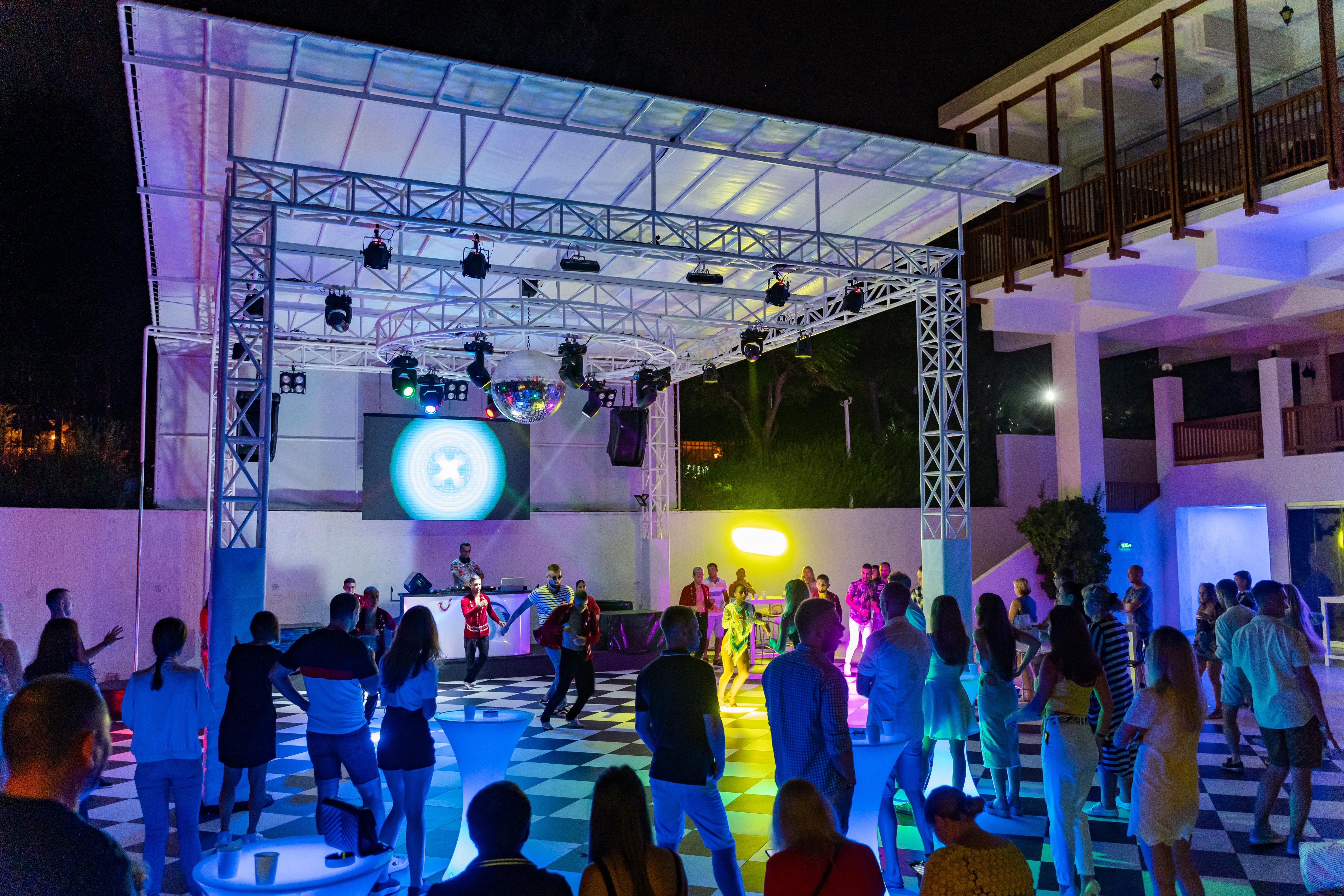 Aqi Hydros Club Kemer Exterior foto The nightclub