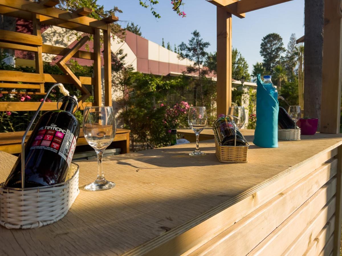 Aqi Hydros Club Kemer Exterior foto Wine tasting at the winery